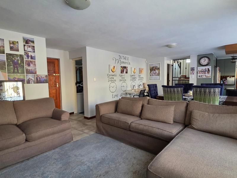3 Bedroom Property for Sale in Melodie North West